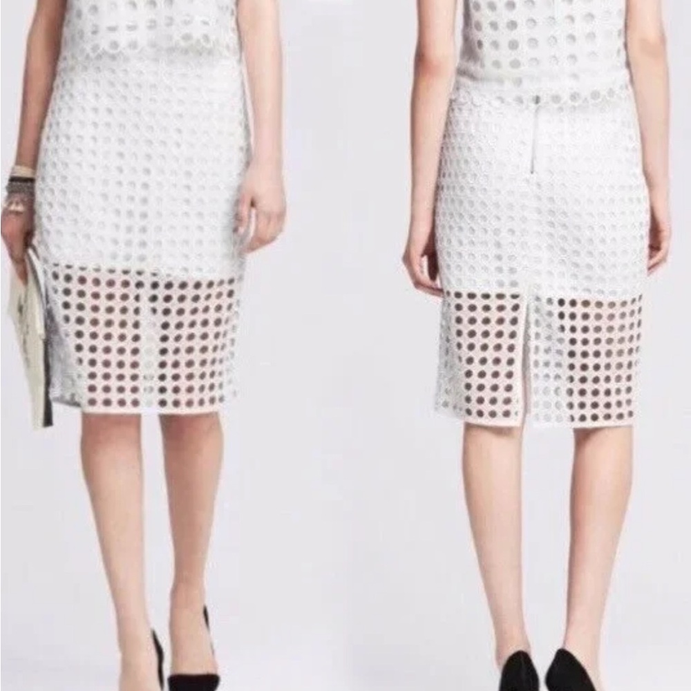 NWT Banana Republic White Geo Eyelet Lace Pencil Skirt size 0P